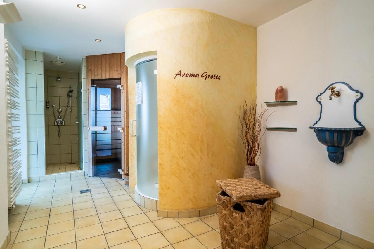Hotel Alte Post Feld am See Exterior foto